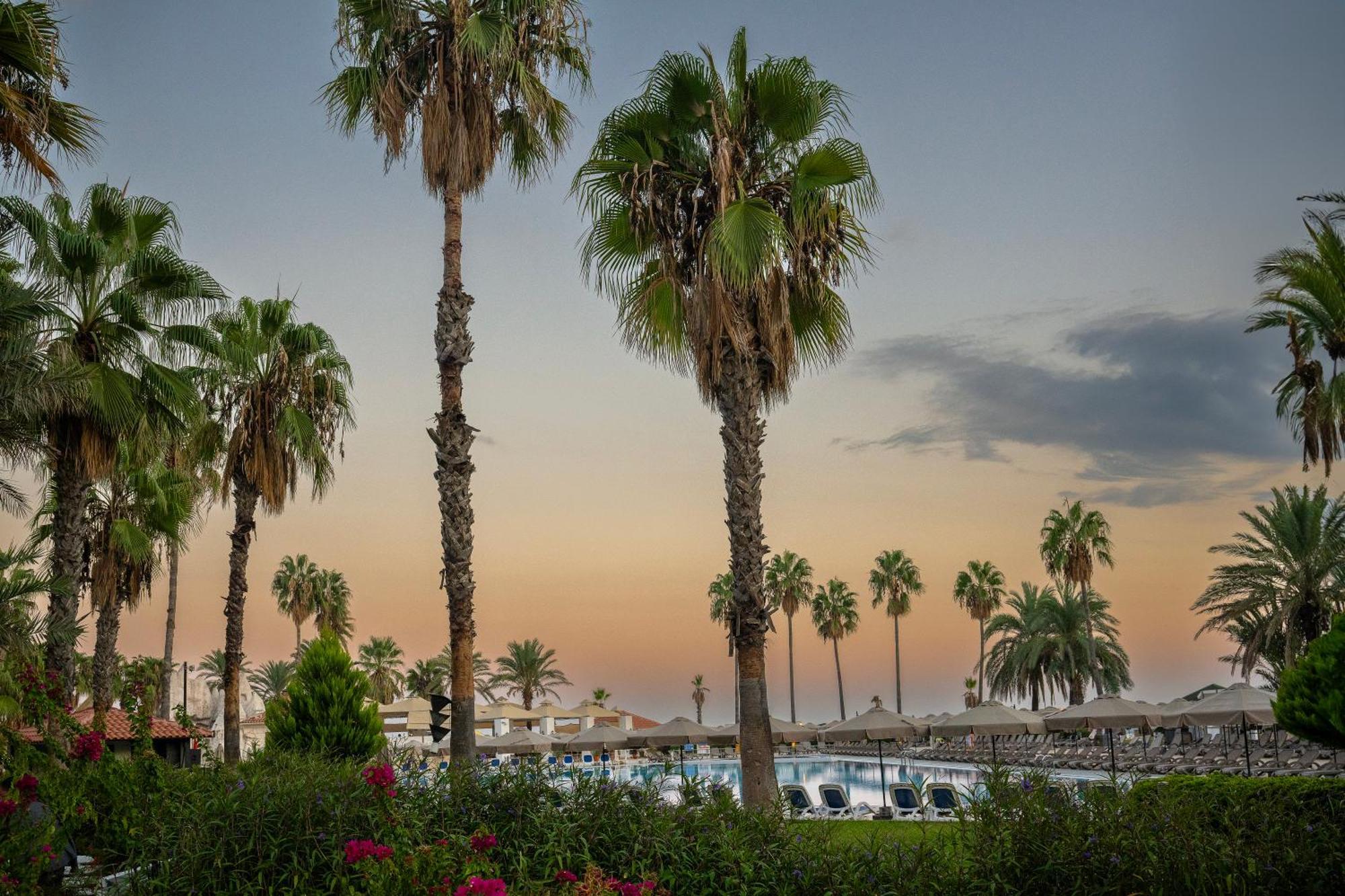 Adora Hotel & Resort Μπέλεκ Εξωτερικό φωτογραφία