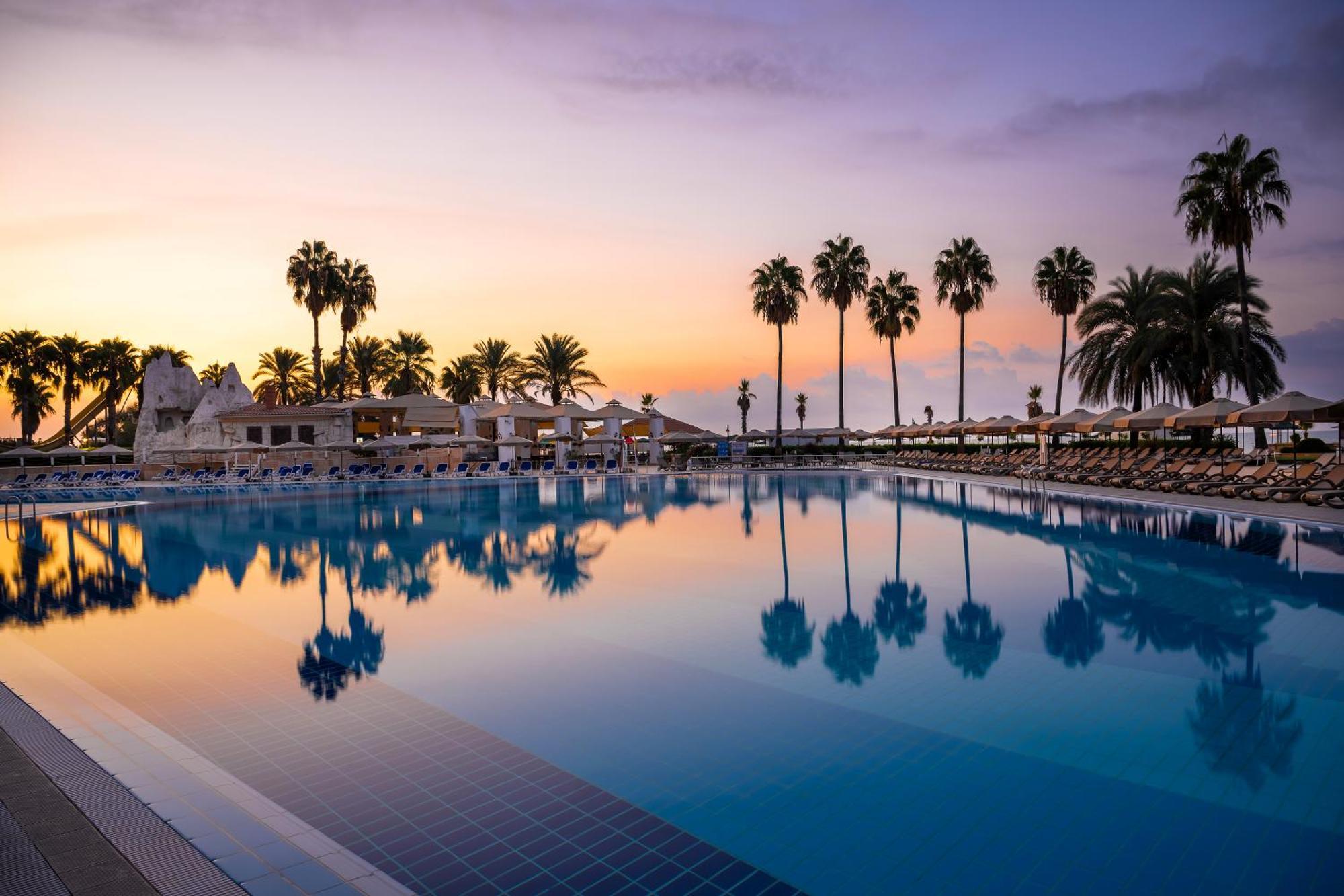 Adora Hotel & Resort Μπέλεκ Εξωτερικό φωτογραφία